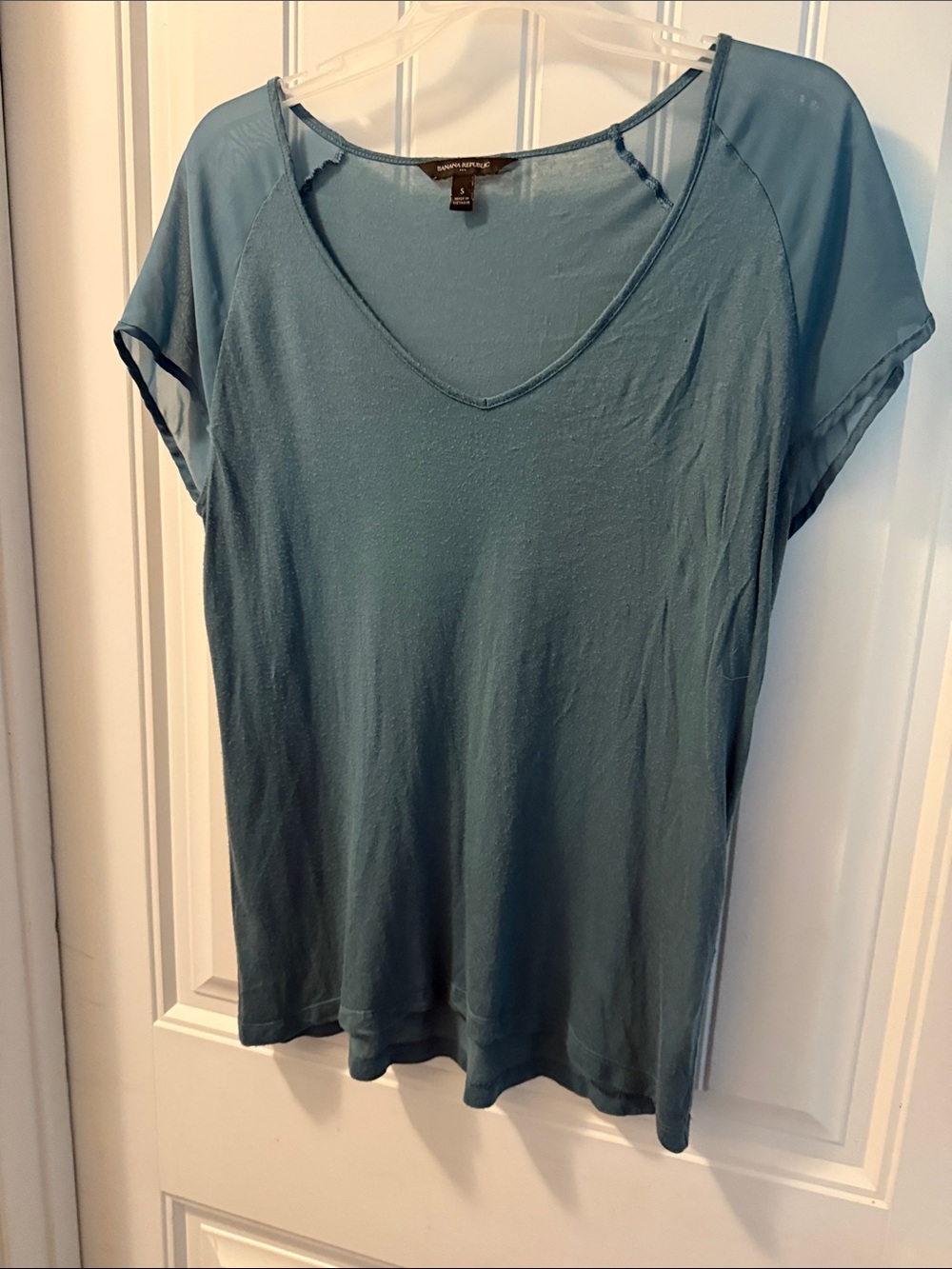 Banana Republic Short Sleeve V-Neck Tee in Teal